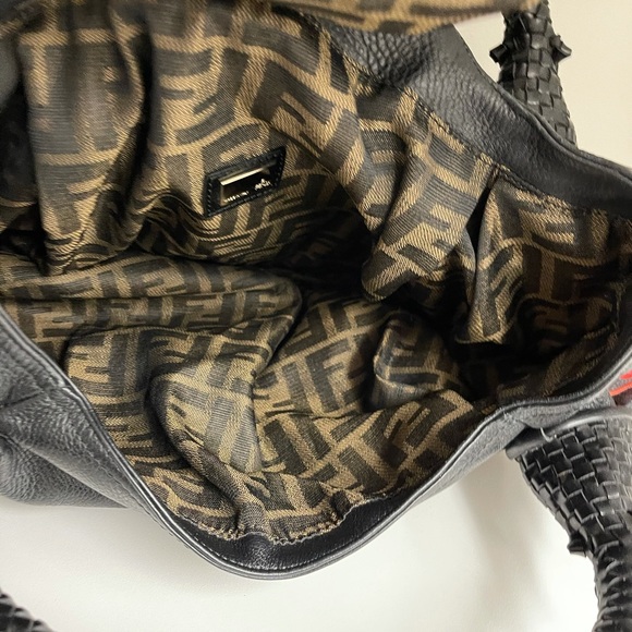 FENDI Rare Limited Edition Squirrel Spy Hobo Bag - Picture 5 of 15